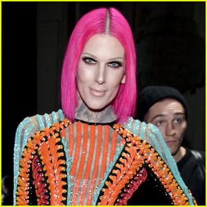 Jeffree Stars New Boyfriend: Is the Makeup Mogul。